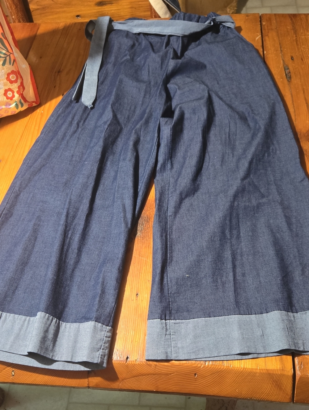 Femme Fatale Sz M? Wide-Leg Indigo  Pants with Contrast Cuffs